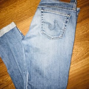Size 26 AG  Rolled- up crop jeans